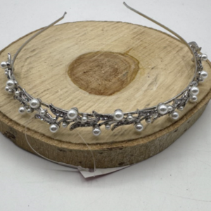 Tiara cristal perlas