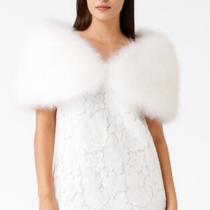 Capa de plumas blanca