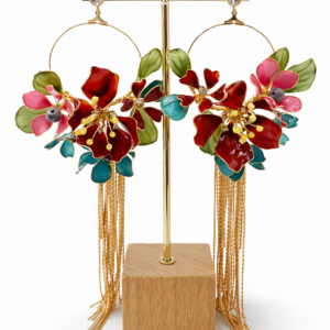 Pendientes artesanales florales largos con flecos dorados