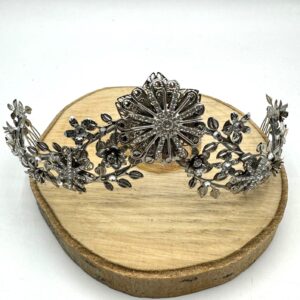 Tiara joya estrella central
