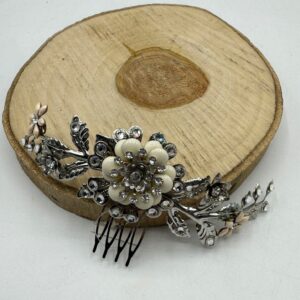 Tocado plata detalle flor central y cristal