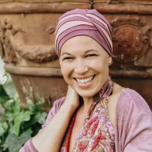 Turbante oncológico Ayana Fusion – Burdeos/Rosa