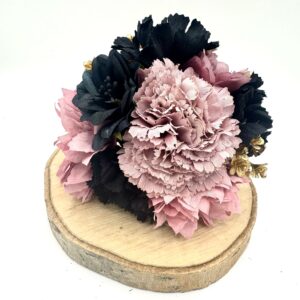 Ramillete flamenca flores rosas y negras
