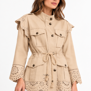 Chaqueta Sahariana Beige con Bordado Perforado
